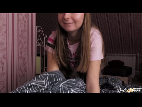 ❤️ Blondie suig haar BFF's diep en kry cum in haar mond ️ Sluts by ons ☑